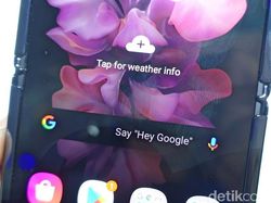 Menggenggam Galaxy Z Flip, Ponsel Layar Lipat Imut Harga Rp 21 Juta