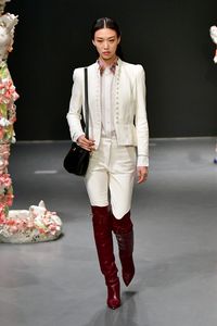 Tren Paling Hits di New York Fashion Week Fall 2020