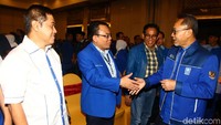Sebelumnya, Zulkifli Hasan terpilih lagi sebagai Ketum PAN. Zulhas terpilih menjadi ketum setelah mendapatkan 331 suara mengungguli calon lainnya, Mulfachri Harahap dan Dradjad Wibowo dalam pemilihan.