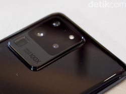 Aksi Menggoda Galaxy S20 Ultra Berfitur 100x Zoom