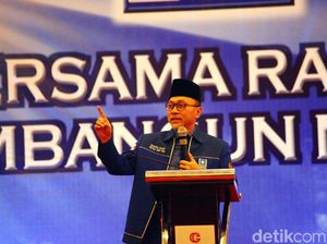 PAN Rayakan HUT Ke-22, Zulhas: Tak Cukup Kritik, Bantu Pemerintah-Masyarakat