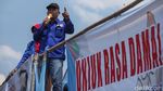 Massa Buruh Geruduk DPR Tolak Omnibus Law Cipta Kerja