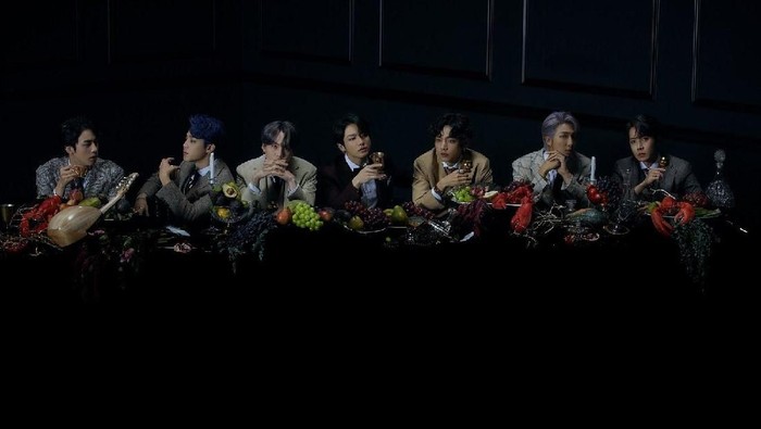 Foto konsep BTS untuk album Map of The Soul: 7.