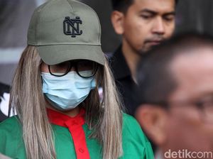 Lucinta Luna Ditahan di Rutan Polda Metro Jaya Malam Ini