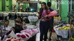 Berburu Bunga di Pasar Rawa Belong Jelang Hari Kasih Sayang