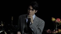 Tatapan Jin yang membuat para wanita luluh. Dok. Big Hit Entertainment