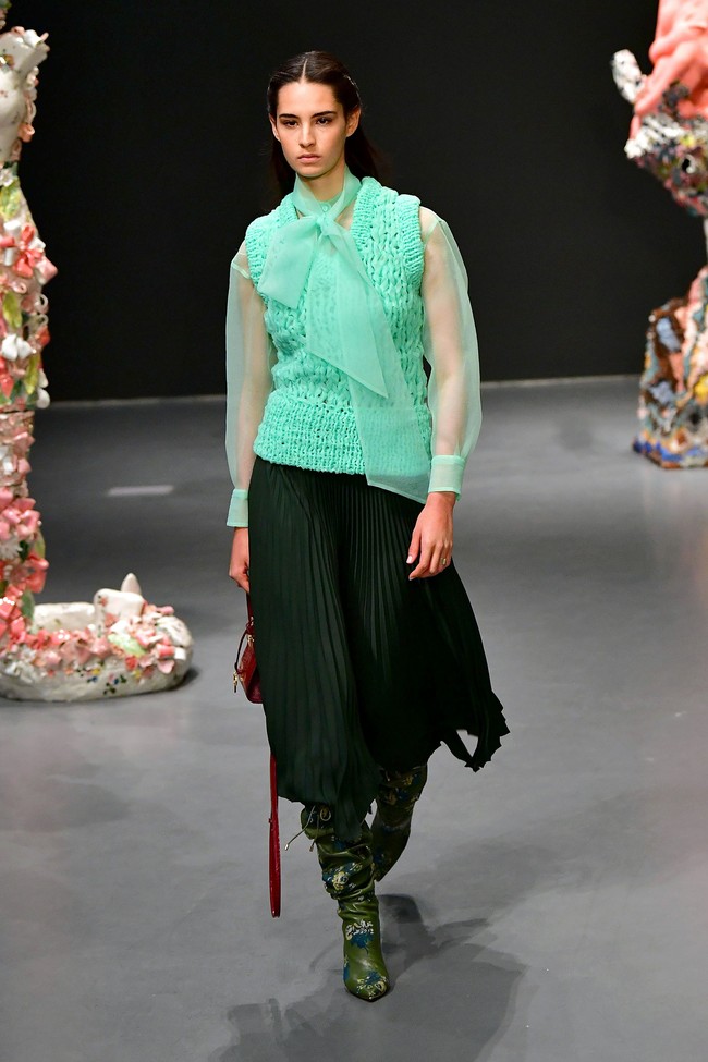 Fashion show Tory Burch fall/winter 2020 di New York Fashion Week 2020 yang digelar di Galeri Seni Sotheby, New York, Minggu [9/2/2020]. Photo by Slaven Vlasic/Getty Images.