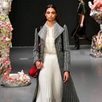 Fashion show Tory Burch fall/winter 2020 di New York Fashion Week 2020 yang digelar di Galeri Seni Sotheby, New York, Minggu [9/2/2020]. Photo by Slaven Vlasic/Getty Images.