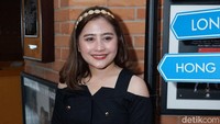 Mantan kekasih Maxime Bouttier itupun menceritakan jika lirik Shooting Star bercerita soal seseorang yang menemukan belahan hatinya dan berharap menjadi couples goals. Pool/Noel/detikFoto.