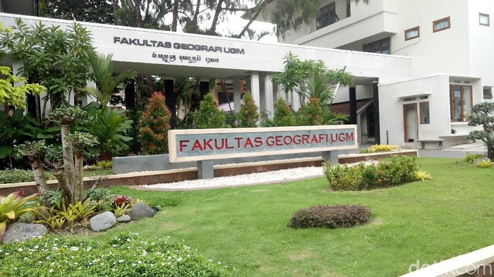 Gedung Fak Geografi UGM