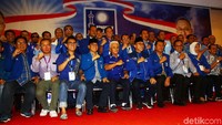 Zulkifli Hasan yang kembali memimpin PAN menunjuk politikus senior Hatta Rajasa sebagai Ketua Majelis Pertimbangan (MPP).