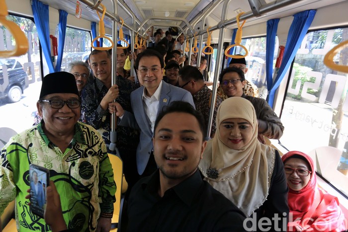 DPP LDII menggelar Focus Group Discussion (FGD) di Kantor LDII, Jakarta, Rabu (12/2/2020). FGD ini bertema 'Menyongsong Era Mobil Listrik Nasional'.