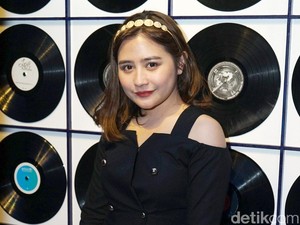 Heboh Reza Rahadian Cium Prilly Latuconsina, Netter Teriak Buat Jodohin