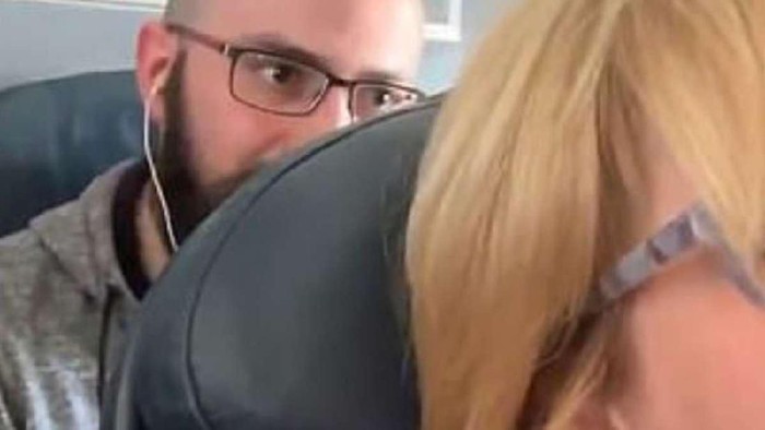 Insiden Kursi Pesawat di American Airlines