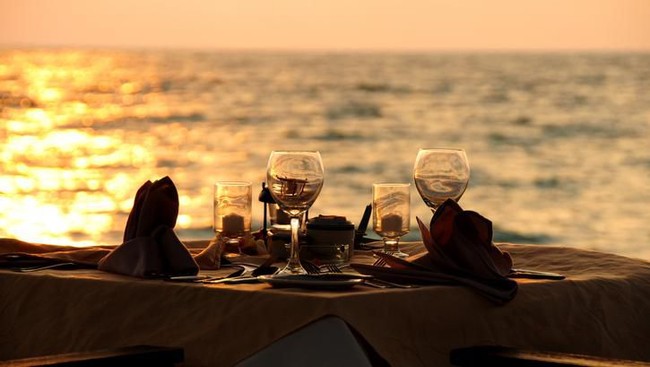 5 Tips Pilih Restoran untuk Kencan Pertama hingga Valentine