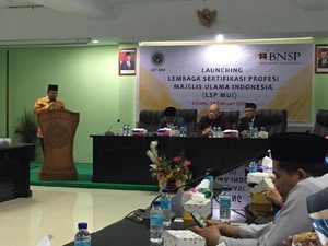 MUI Luncurkan Lembaga Sertifikasi Profesi Auditor Halal-Pengawas Syariah