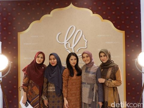 Kisah di Balik Baju Muslim Heaven Lights yang Sering Sold Out Dalam Sekejap