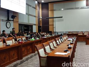 Ini yang Dijelaskan Jampidsus dalam Rapat Panja Jiwasraya Komisi III
