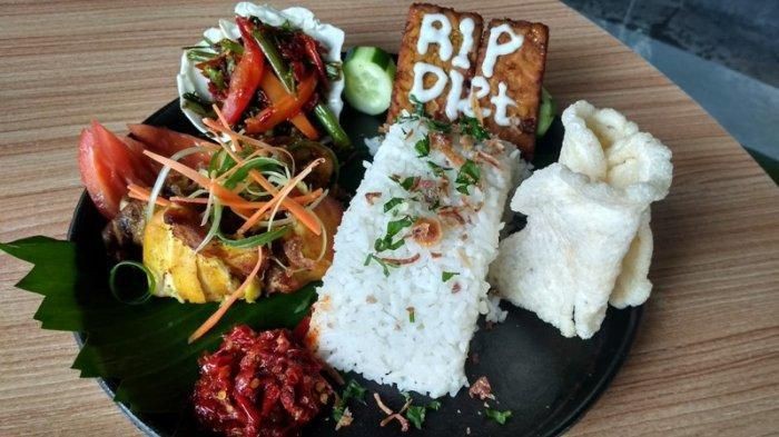 Makanan Seram Bakso Pocong