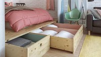Keberadaan laci di bawah kasur ini juga bisa menjadi pilihan menarik untuk menyimpan berbagai barang agar tak berantakan dan terlihat penuh di ruangan yang kecil. Istimewa/Dok. Boredpanda.