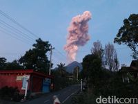 Merapi Erupsi, Ingat Lagi Berkendara Aman Saat Gunung Meletus