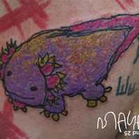 Dikatakan orangtua Maya Lu, mereka sebenarnya tidak berniat untuk menjadikan Maya seniman tato. Mereka hanya ingin membiarkan Maya bersenang-senang. Tidak bisa membandingkannya dengan kemampuan seniman tato profesional. Tapi membandingkan usia dan betapa cepat dan bersihnya dia mentato, itu sangat luar biasa, kata Lily Lu.Foto: Instagram @maya_lu_psyland_25