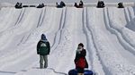 Potret Patung-Patung Salju Raksasa di Festival Sapporo