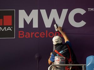 Nasib Ponsel yang Batal Meluncur di Barcelona Karena Corona
