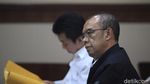 Eks Aspri Kemenpora Cemberut Aja