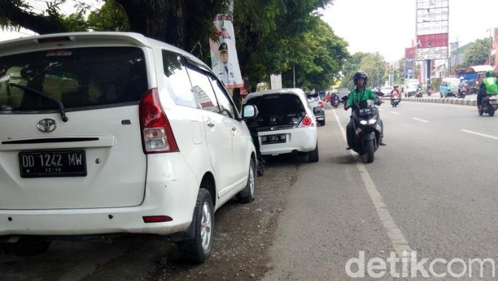 Parkir Liar Marak Bikin Ampun Pengendara di Makassar