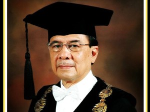 Mantan Rektor Unpad Himendra Wargahadibrata Tutup Usia