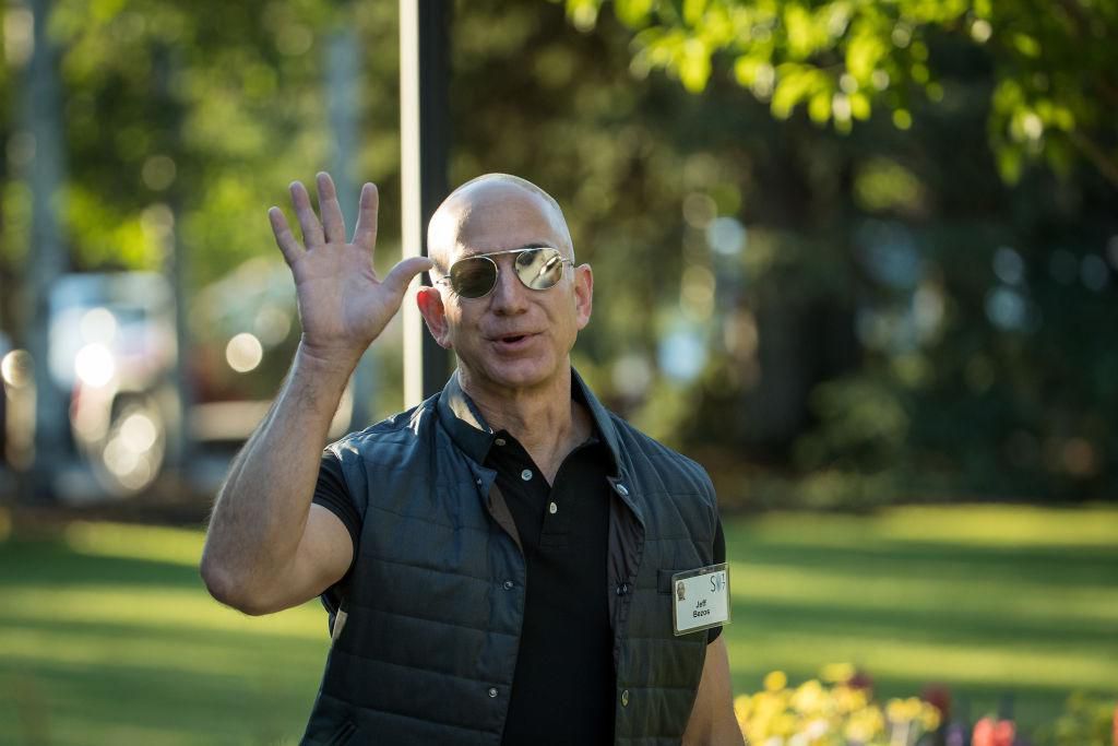 Jeff Bezos SUN VALLEY, ID - JULY 13: Jeff Bezos, chief executive officer of Amazon, arrives for the third day of the annual Allen & Company Sun Valley Conference, July 13, 2017 in Sun Valley, Idaho. Every July, some of the world's most wealthy and powerful businesspeople from the media, finance, technology and political spheres converge at the Sun Valley Resort for the exclusive weeklong conference. (Photo by Drew Angerer/Getty Images)