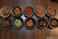 Huaah! Makan Makin Seru dengan Pilihan 30 Sambal Nusantara di Sini