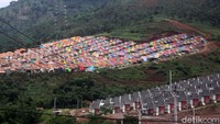 Tampak deretan rumah subsidi di Kampung Geulis, Kecamatan Cimanggung, Kabupaten Sumedang, Jawa Barat, Kamis (13/2/2020).