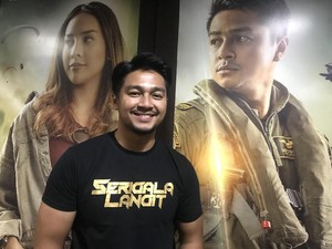 Lewat Foto Ini, Deva Mahenra Isyaratkan Pacaran dengan Mikha Tambayong?