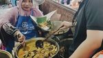 Baru Jadi Ayah, Pose Febrian Nindyo saat Kulineran Tetap Keren