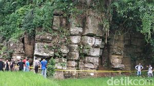 Batu Susun Rompe, Calon Destinasi Baru di Ciamis
