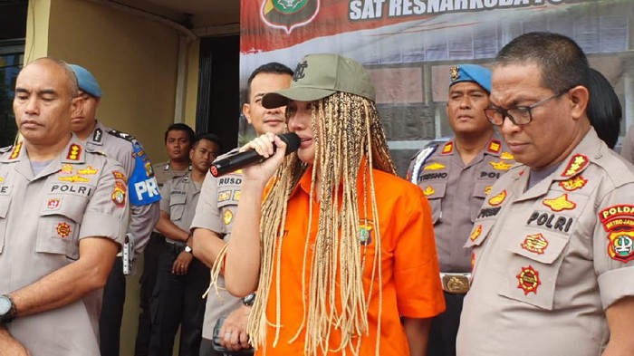 Lucinta Luna meminta maaf soal kasus narkoba