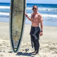 Jeff Gebhart jadi viral setelah menawarkan sejumlah uang bagi mereka yang bisa menjadi mak comblang. Bagi mereka hang berhasil menemukannya kekasih, maka Jeff akan memberikan uang senilai US$ 25 ribu atau sekitar Rp 340 jutaan. Foto: dok. Jeff Gebhart