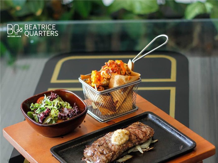 tempat makan romantis pik