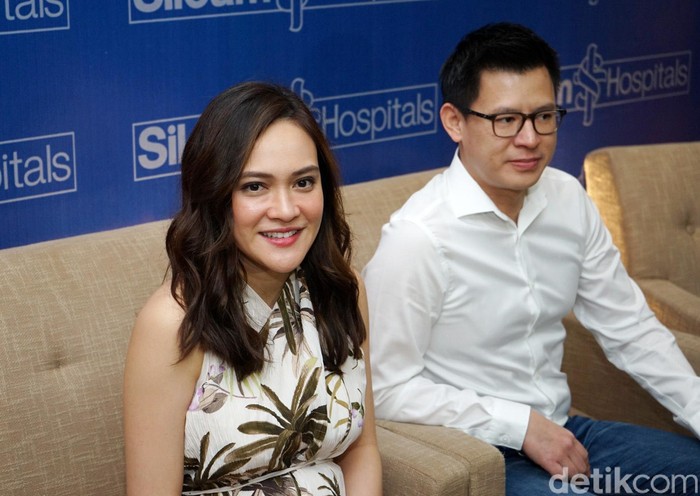 Shandy Aulia Shandy Aulia saat ditemui di RS Siloam TB Simatupang.