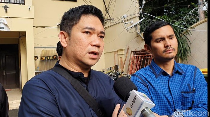 Pengacara Lucinta Luna, Milano Lubis (Yogi Ernest/detikcom)