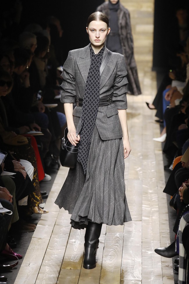 Fashion show Michael Kors menampilkan koleksi musim dingin di New York Fashion Week 2020, New York, Rabu [12/2/2020]. Photo by JP Yim/Getty Images.