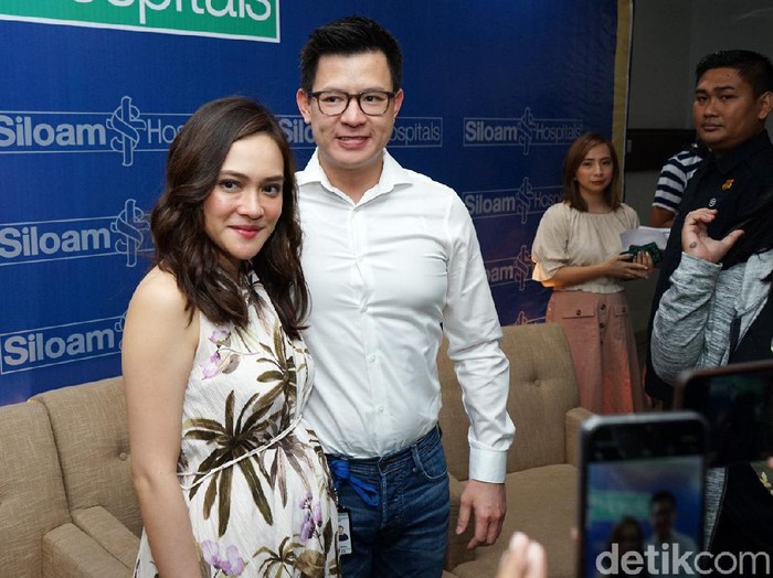 Shandy Aulia saat ditemui di RS Siloam TB Simatupang.