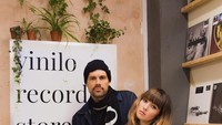 Karirnya dimulai dengan merilis satu single lagu setiap bulannya. Lalu semua single lagu milik mereka dijadikan album debut self-title yang dirilis 4 September 2015. Foto: Instagram @ohwondermusic