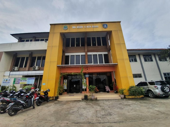 Foto Gedung SMAN 12 Bekasi
