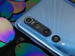 Penampakan Mi 10 dan Mi 10 Pro, Ponsel Berkamera 108 MP