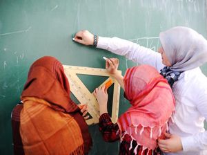 Keutamaan Ilmu dalam Islam dan Dalilnya dalam Al Quran