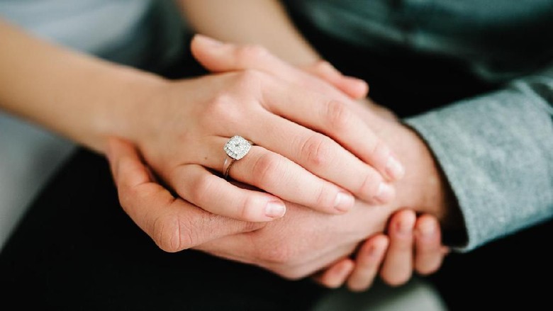 Ilustrasi cincin Ilustrasi cincin