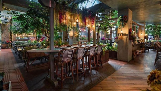 Jalan-jalan ke PIK, Ini 5 Tempat Makan Romantis untuk Disambangi